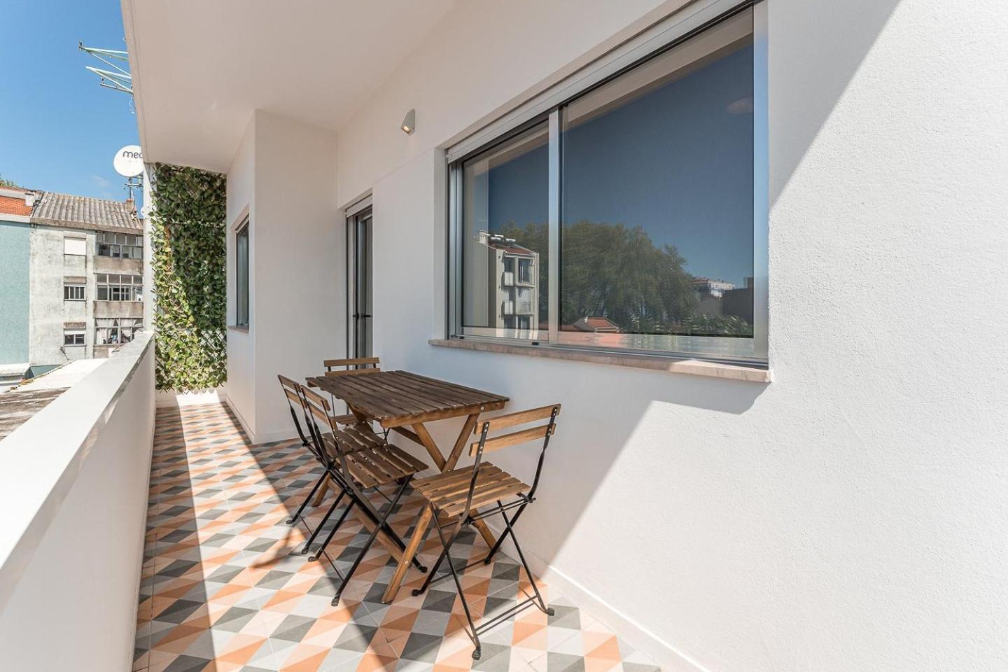 Guestready - City Retreat With A Balcony Porto Exterior foto